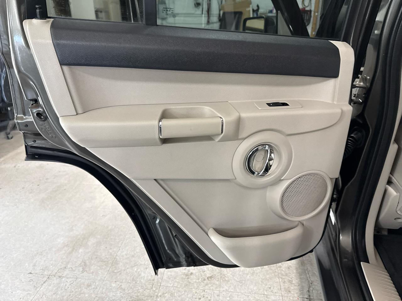 Jeep Commander Limited 4WD 2006