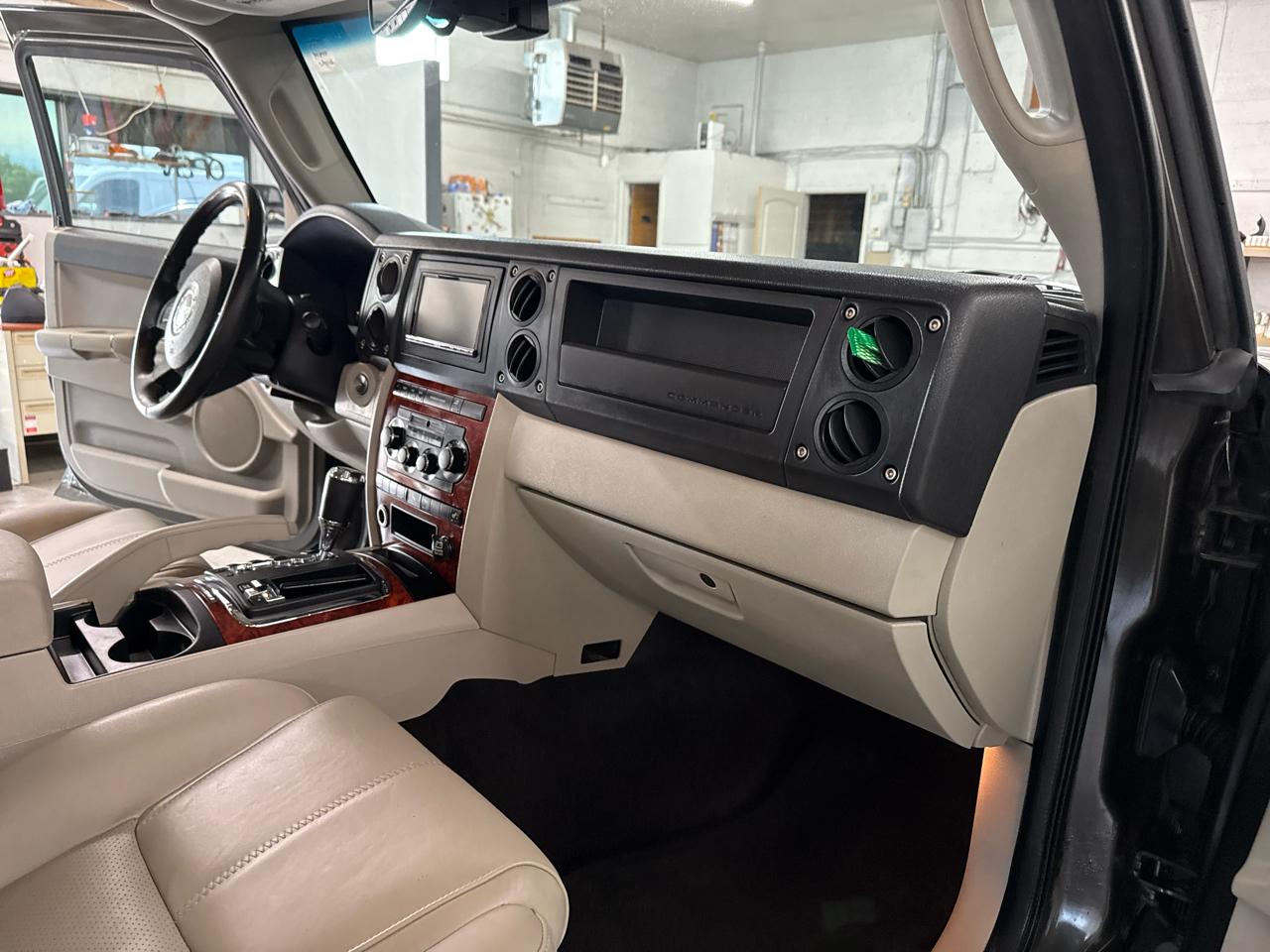 Jeep Commander Limited 4WD 2006