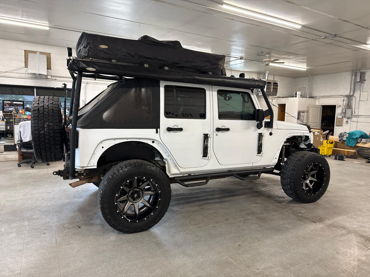 Jeep Wrangler Unlimited Sport 4WD 2017