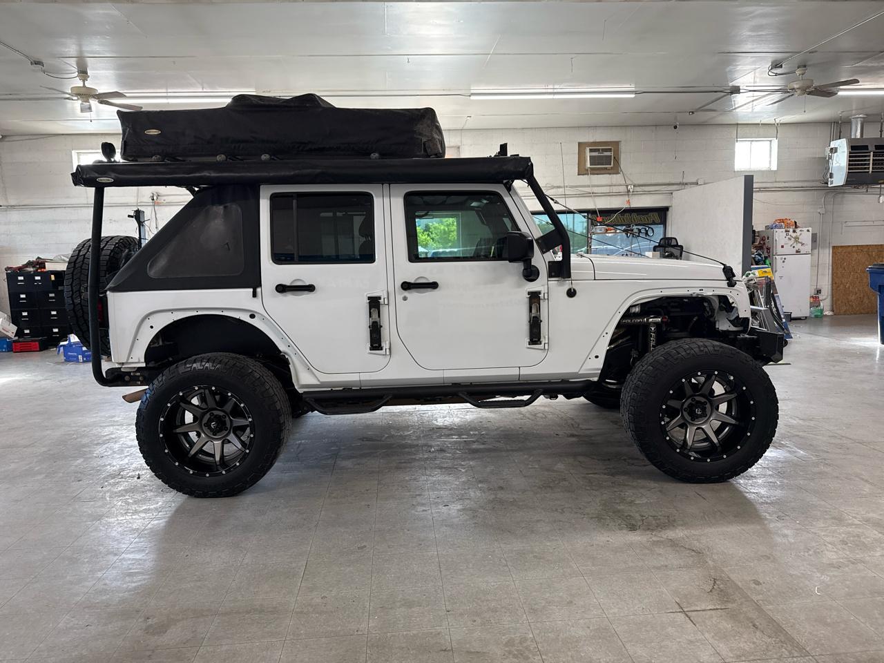 Jeep Wrangler Unlimited Sport 4WD 2017