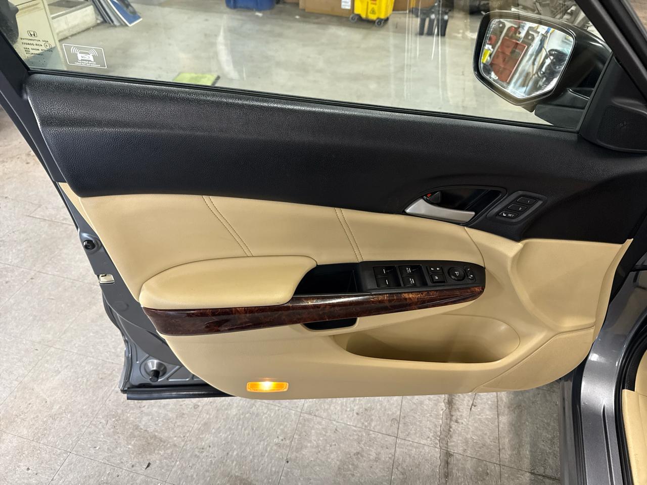 Honda Accord Crosstour  2010