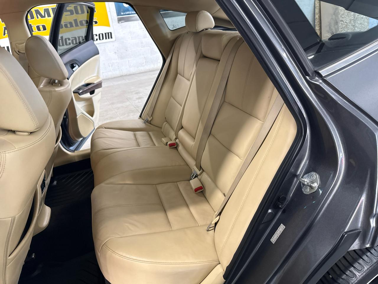 Honda Accord Crosstour  2010