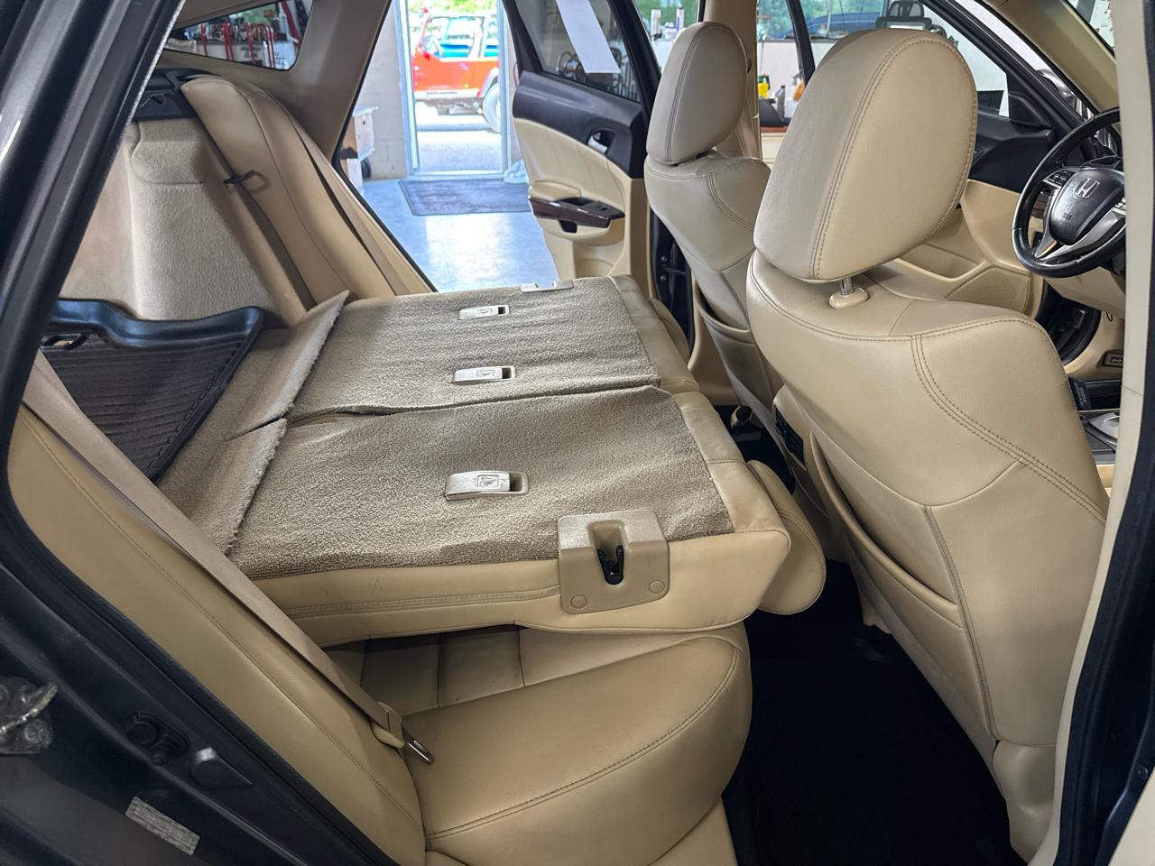 Honda Accord Crosstour  2010
