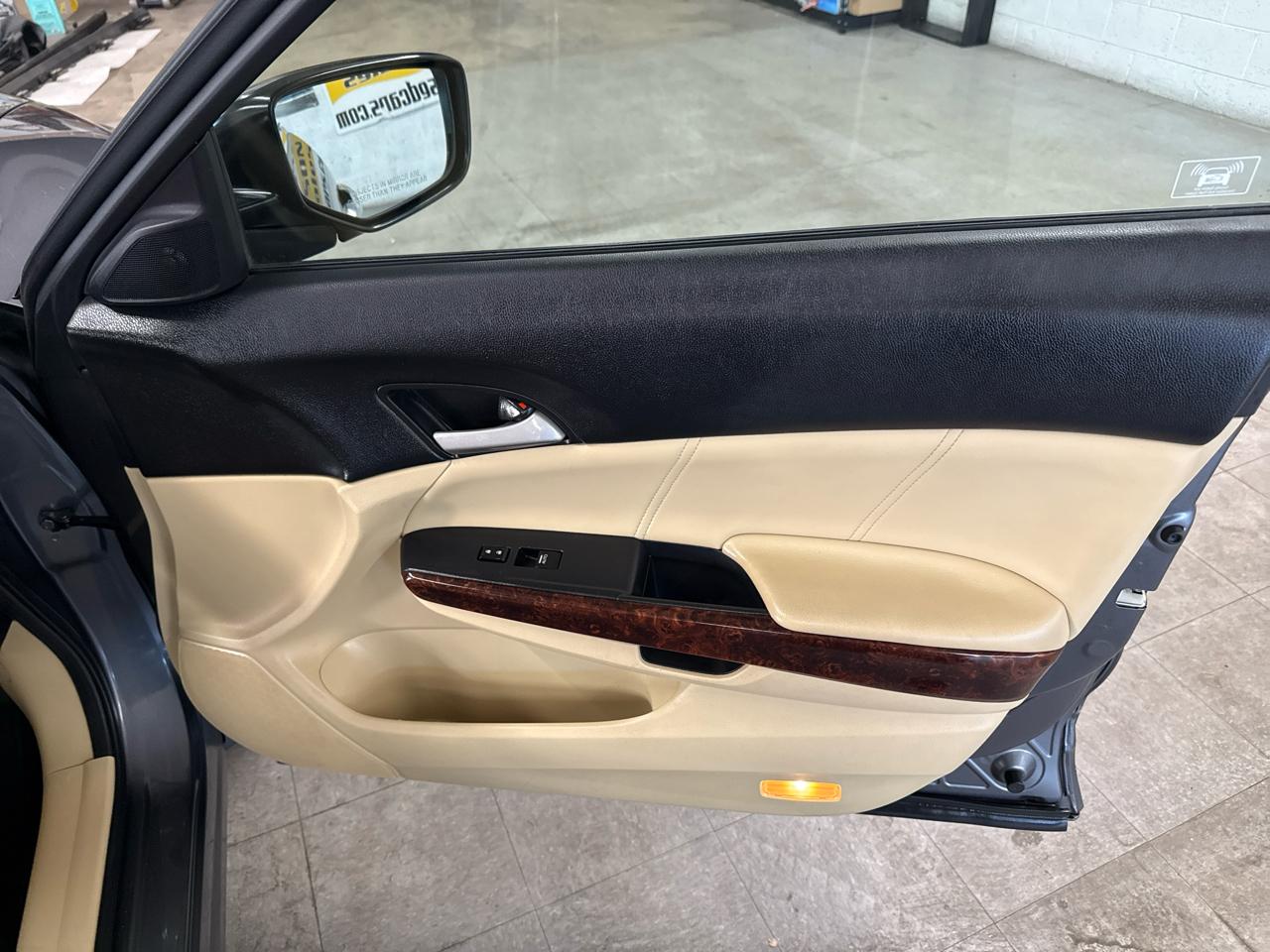 Honda Accord Crosstour  2010