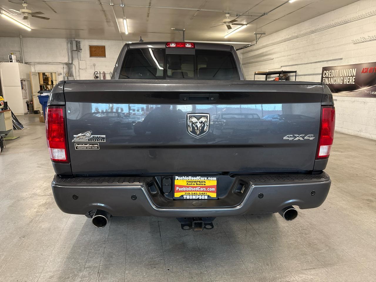 RAM 1500 Big Horn Crew Cab 4WD 2017