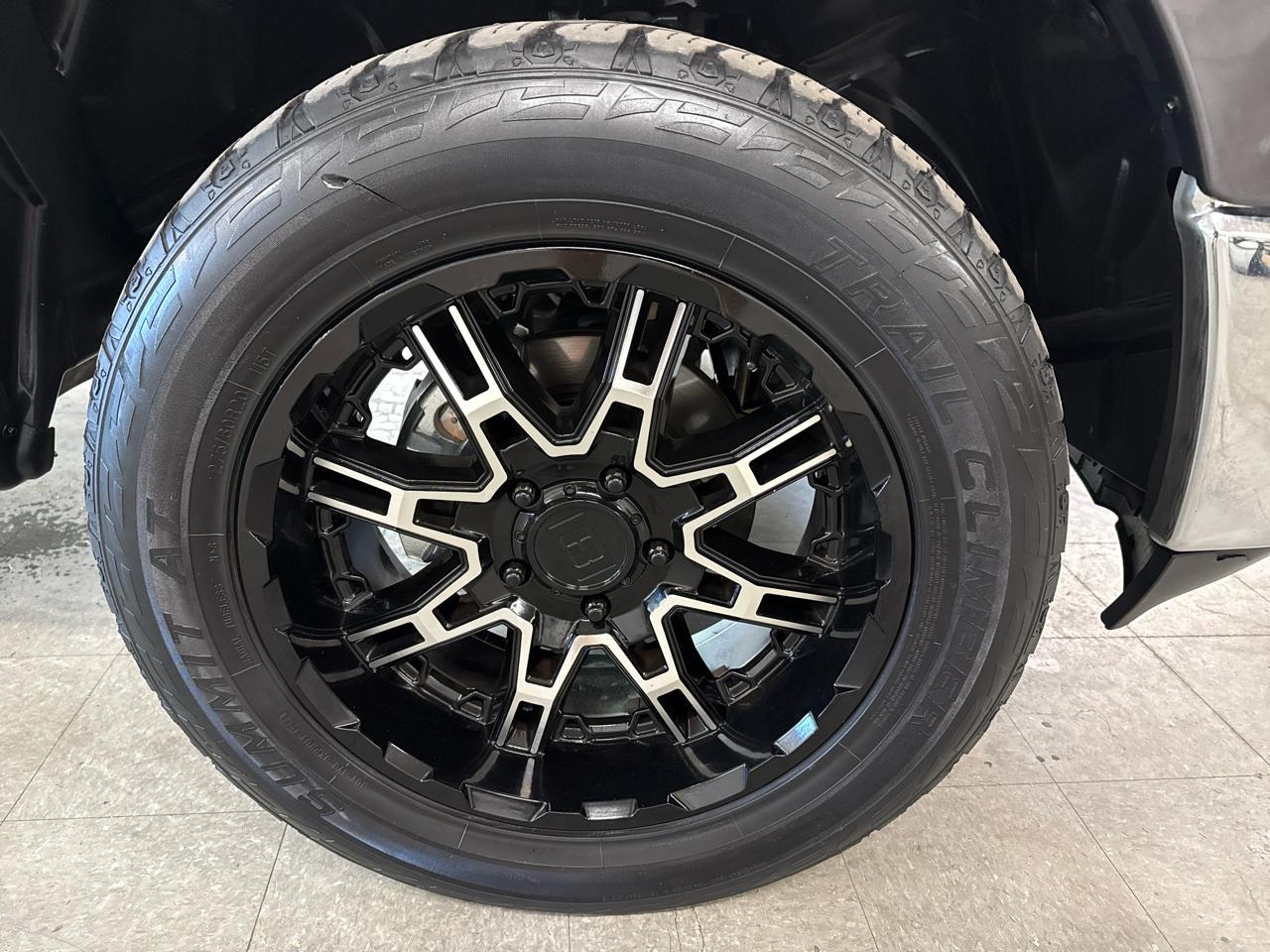 RAM 1500 Big Horn Crew Cab 4WD 2017