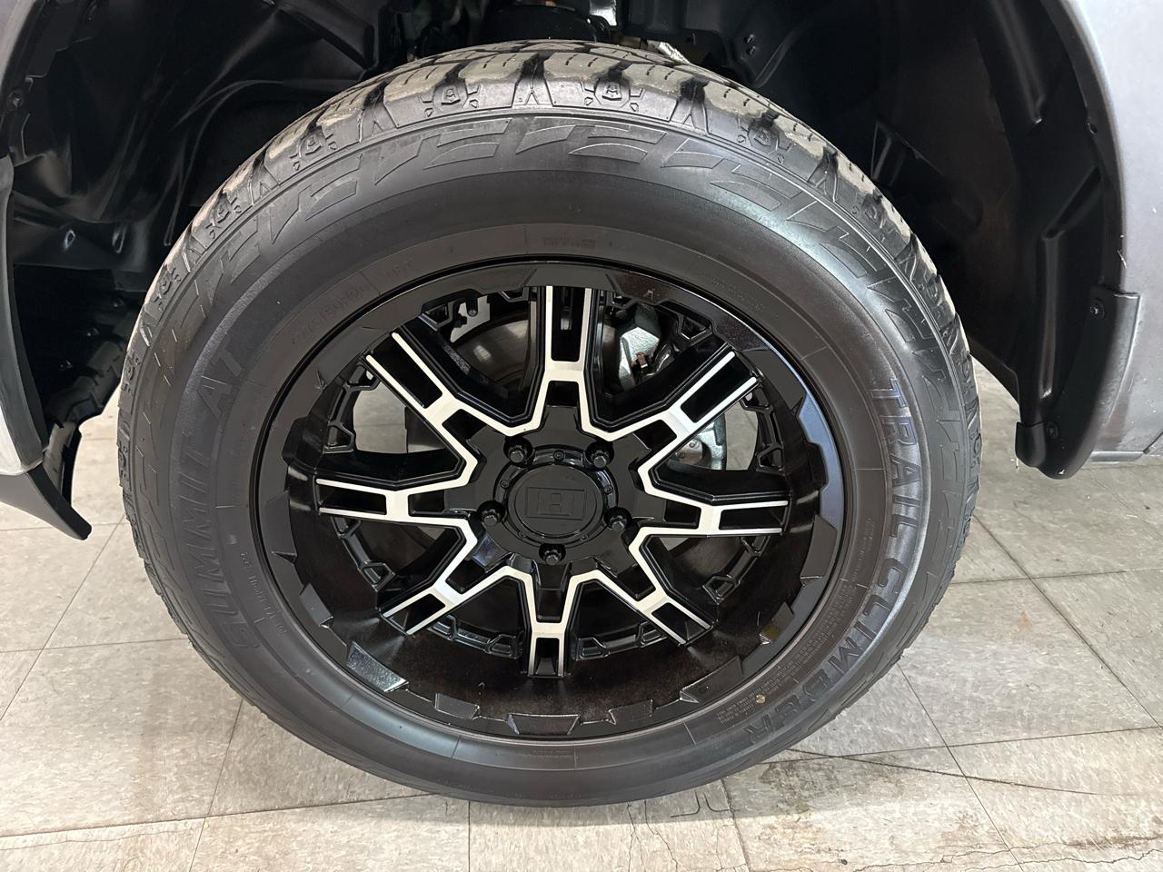 RAM 1500 Big Horn Crew Cab 4WD 2017