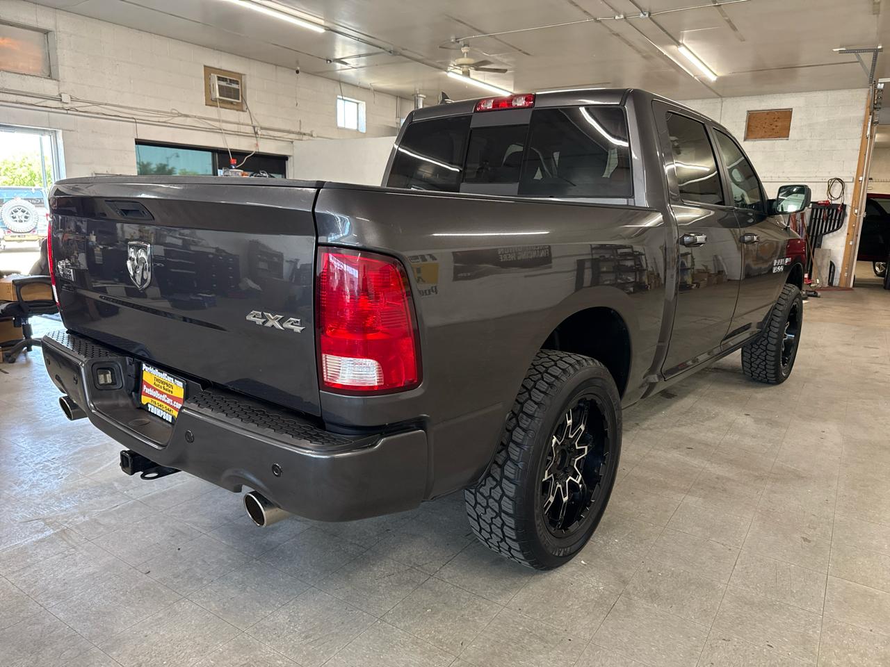 RAM 1500 Big Horn Crew Cab 4WD 2017