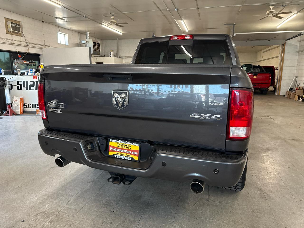 RAM 1500 Big Horn Crew Cab 4WD 2017