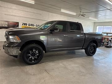 2017 RAM 1500 Big Horn Crew Cab 4WD