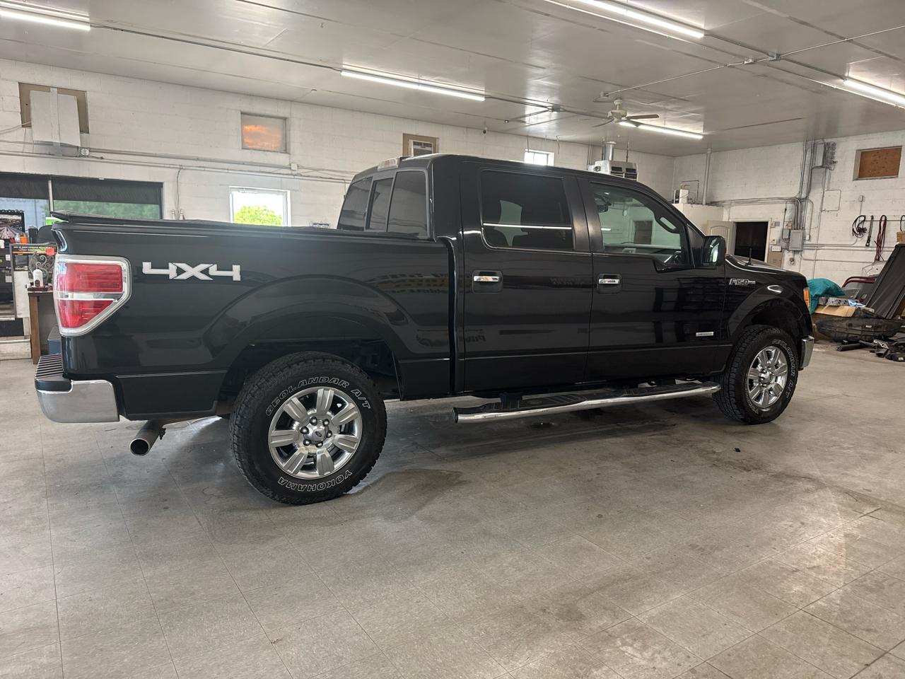 Ford F-150 XLT SuperCrew 4WD 2012