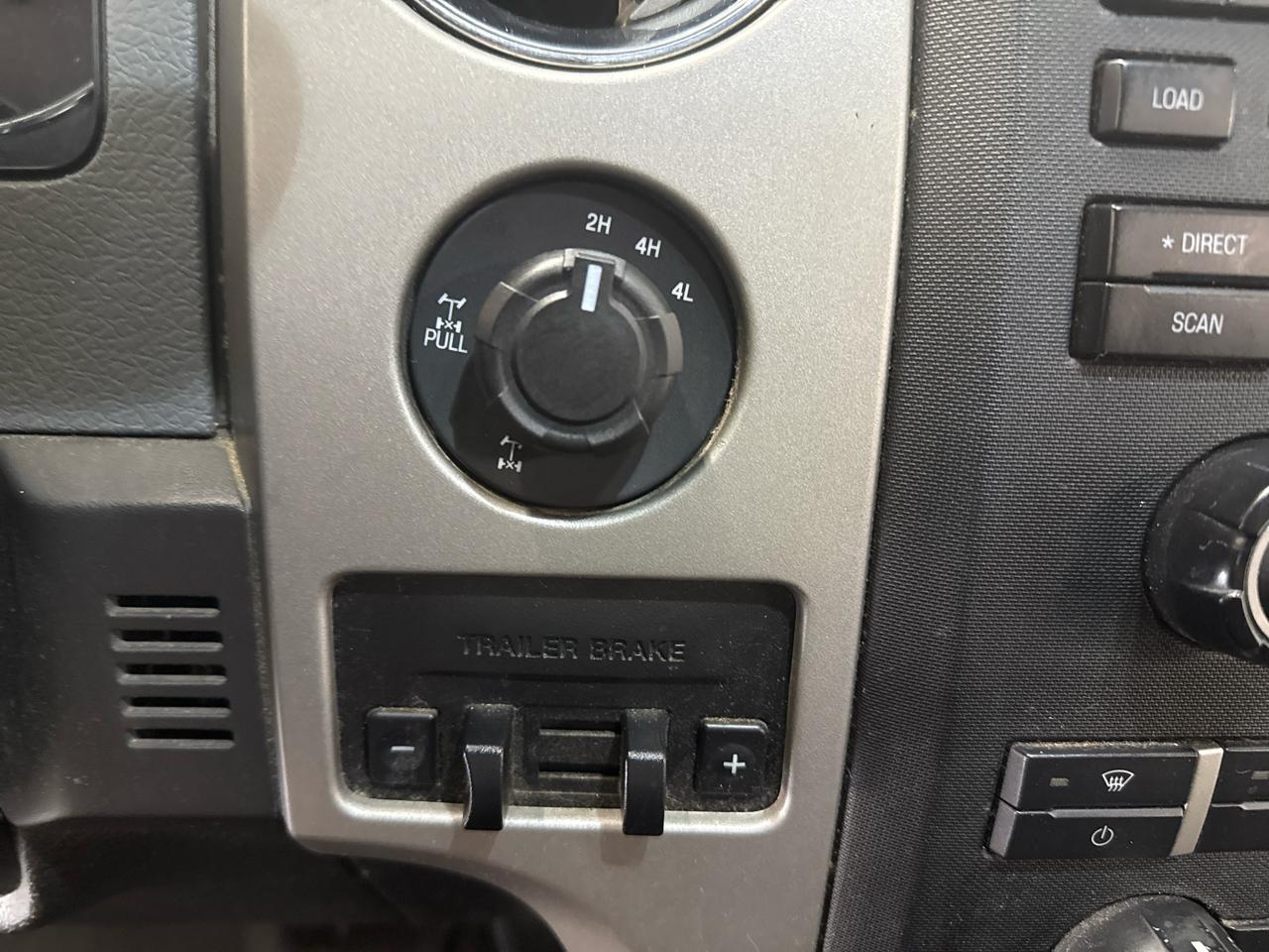 Ford F-150 XLT SuperCrew 4WD 2012