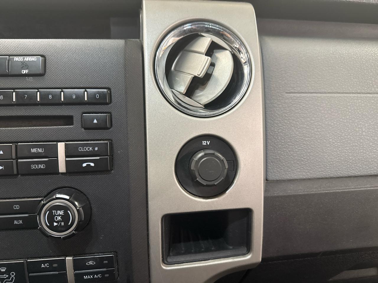 Ford F-150 XLT SuperCrew 4WD 2012