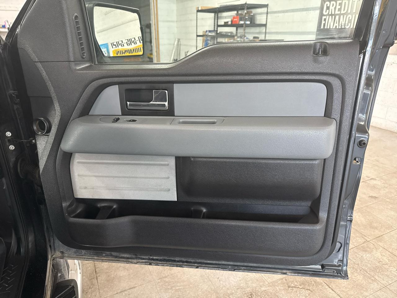 Ford F-150 XLT SuperCrew 4WD 2012
