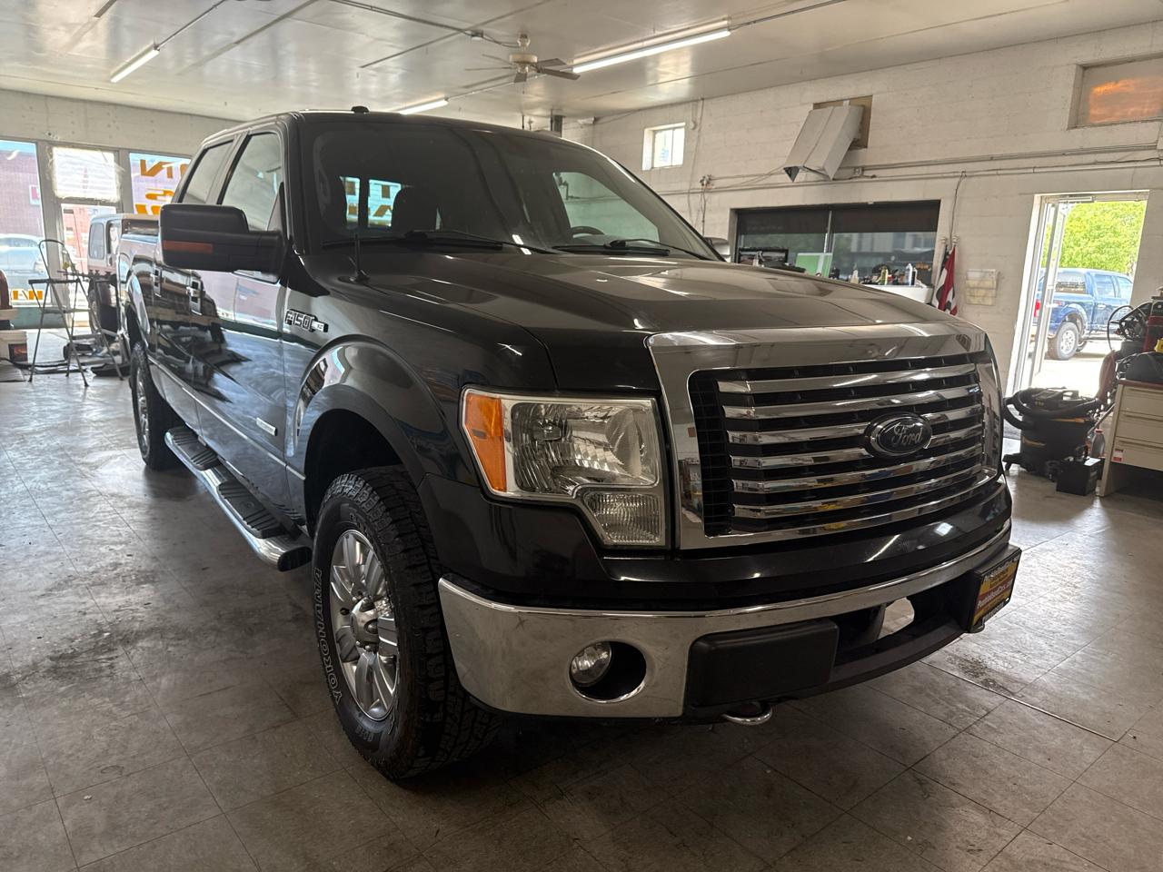 Ford F-150 XLT SuperCrew 4WD 2012