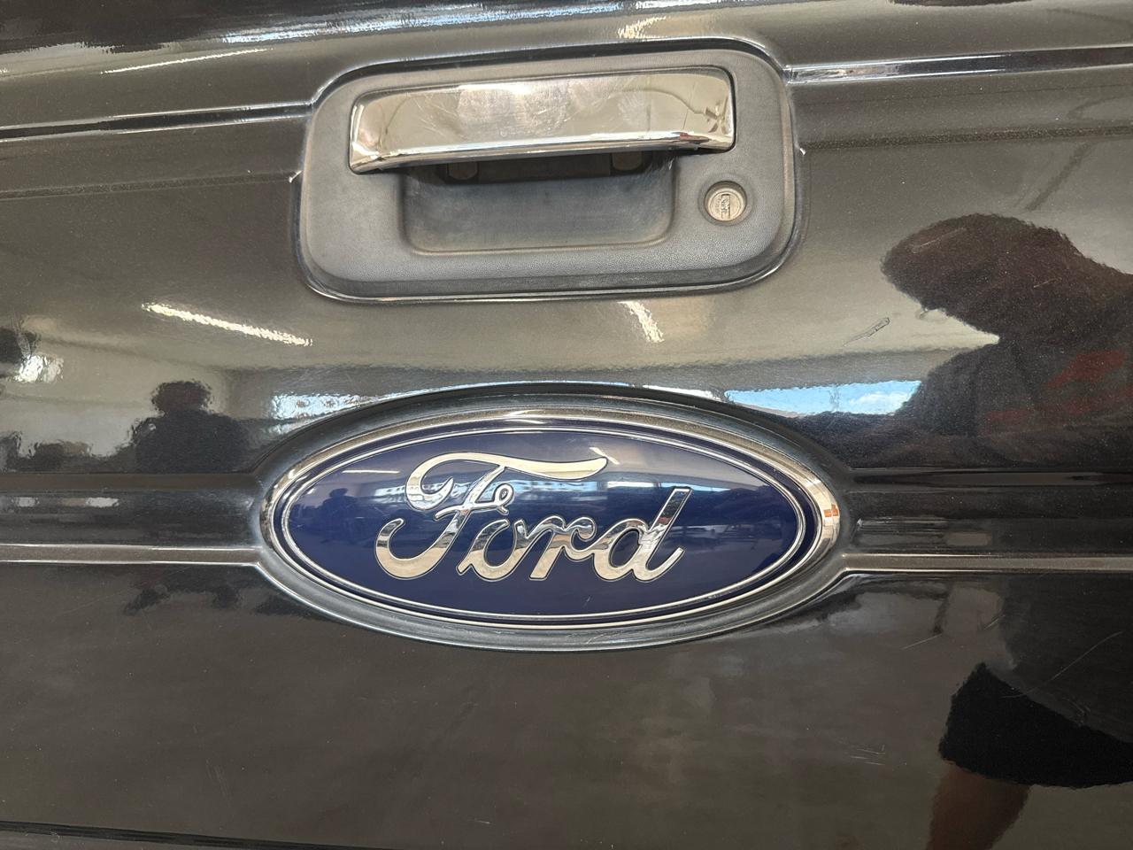 Ford F-150 XLT SuperCrew 4WD 2012