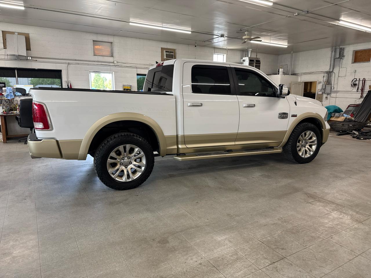 RAM 1500 Laramie Longhorn Crew Cab 4WD 2014