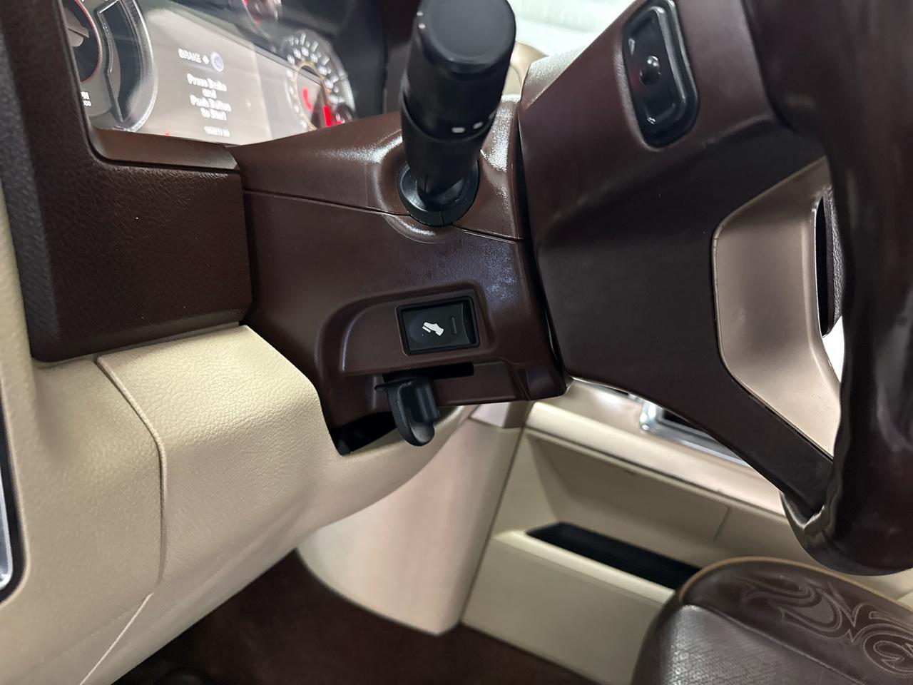 RAM 1500 Laramie Longhorn Crew Cab 4WD 2014