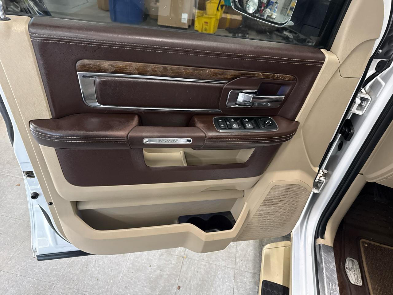 RAM 1500 Laramie Longhorn Crew Cab 4WD 2014
