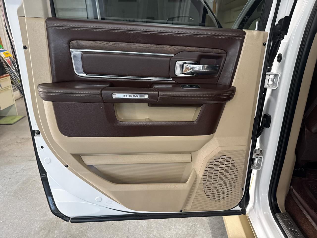 RAM 1500 Laramie Longhorn Crew Cab 4WD 2014