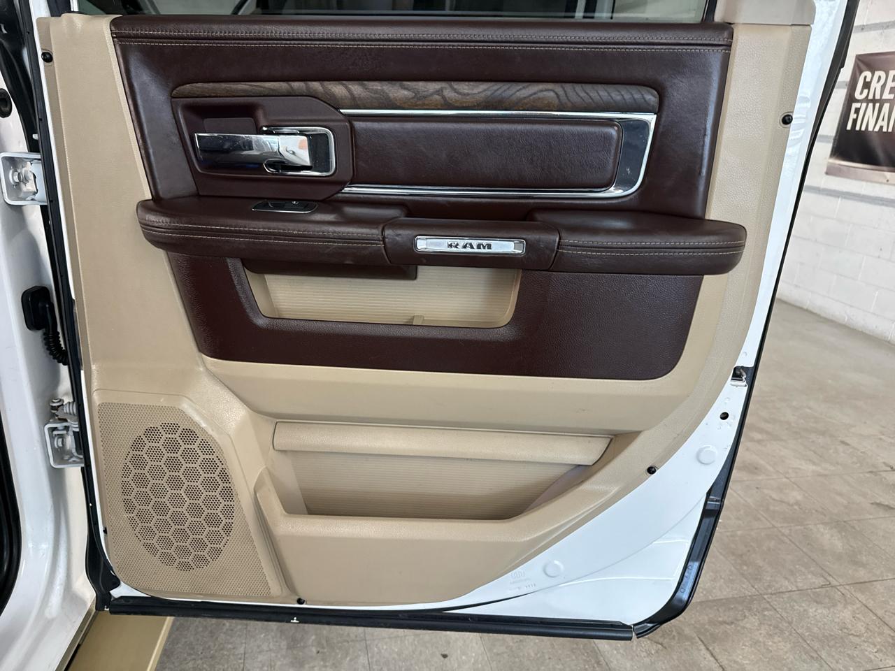 RAM 1500 Laramie Longhorn Crew Cab 4WD 2014