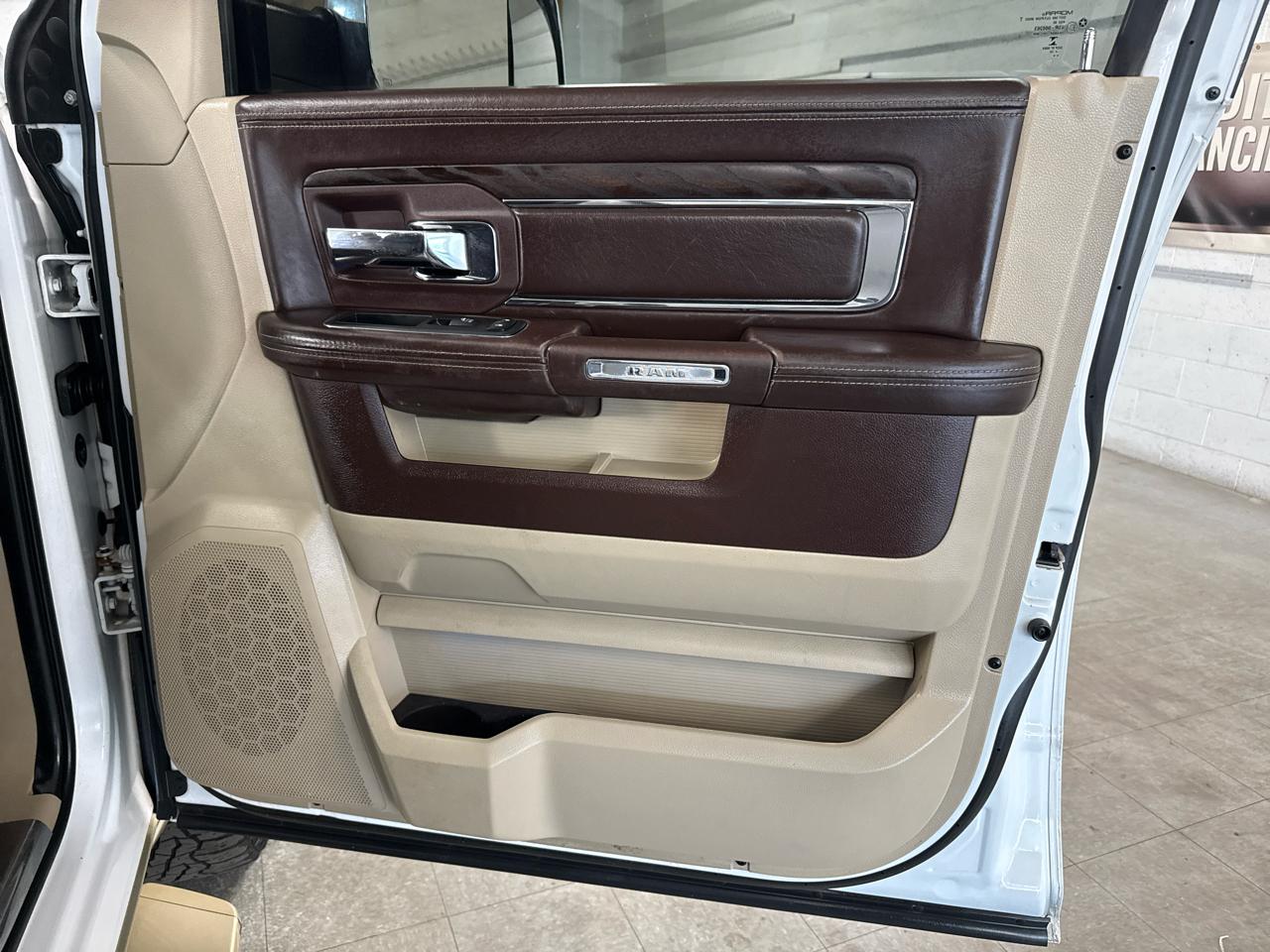 RAM 1500 Laramie Longhorn Crew Cab 4WD 2014