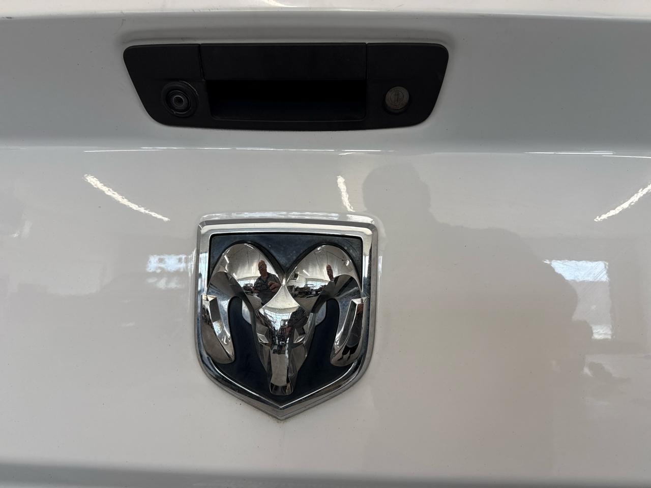RAM 1500 Laramie Longhorn Crew Cab 4WD 2014