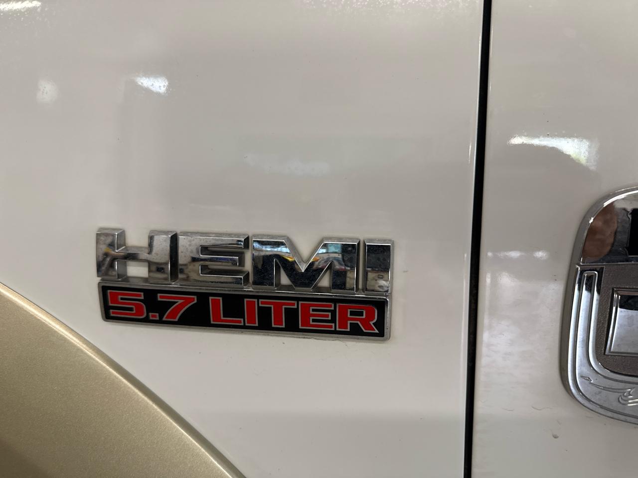 RAM 1500 Laramie Longhorn Crew Cab 4WD 2014