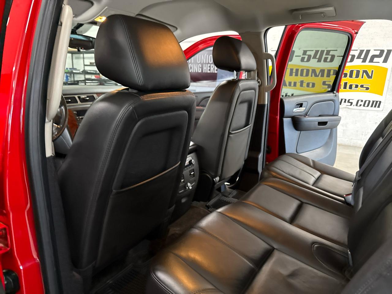 Chevrolet Avalanche LT 4WD 2012