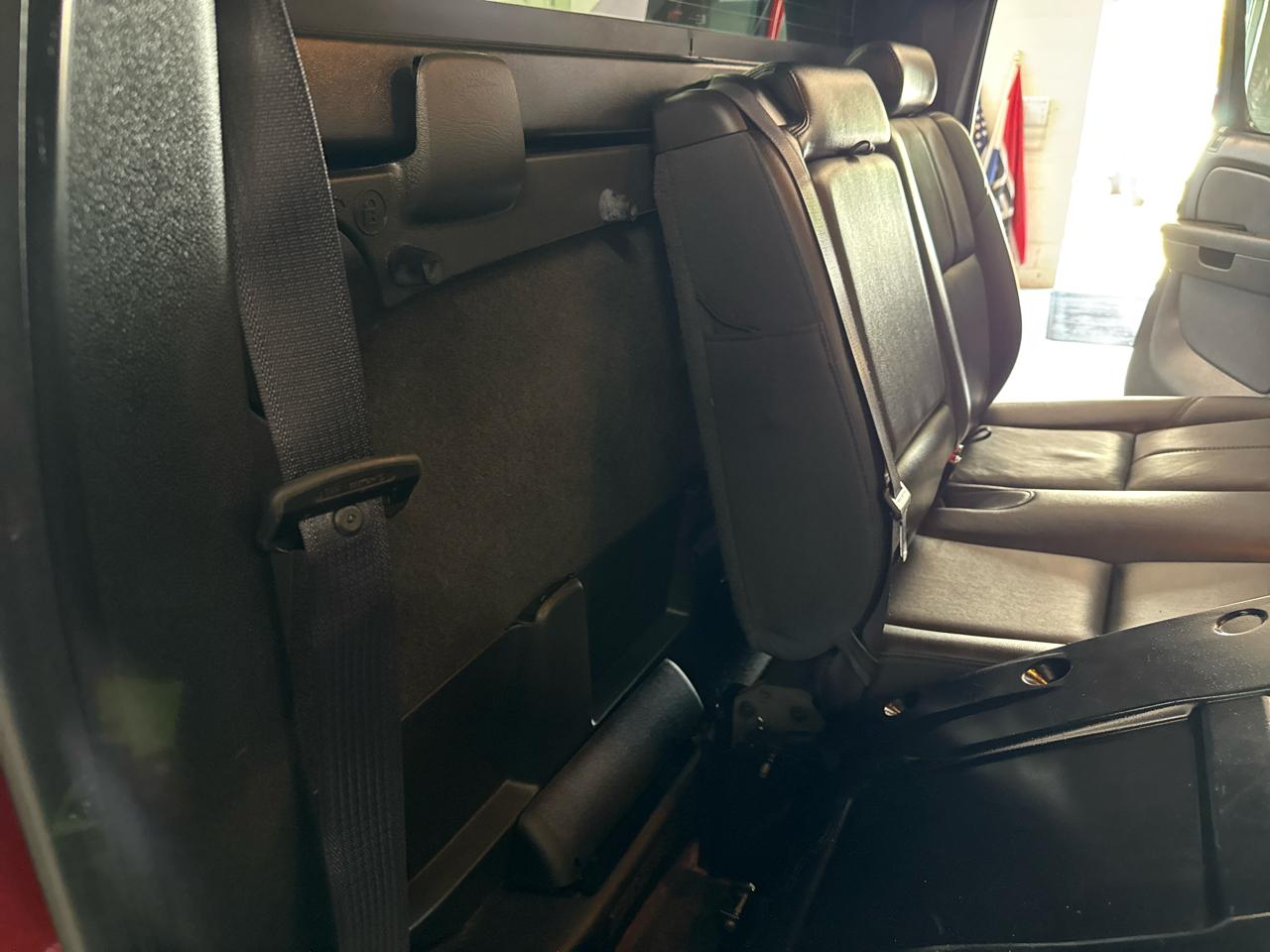 Chevrolet Avalanche LT 4WD 2012