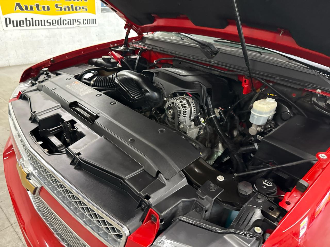 Chevrolet Avalanche LT 4WD 2012