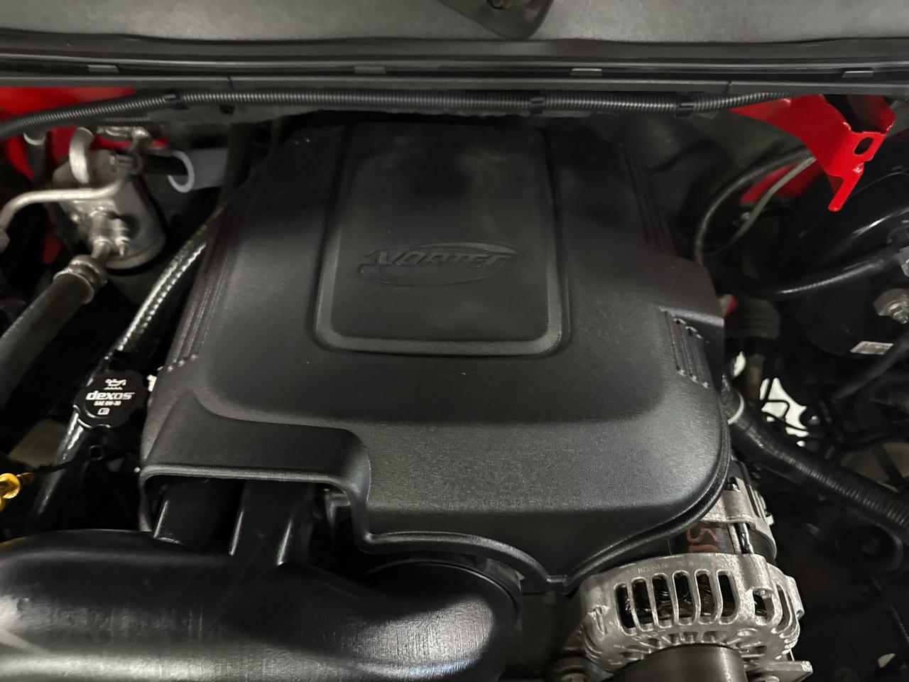 Chevrolet Avalanche LT 4WD 2012
