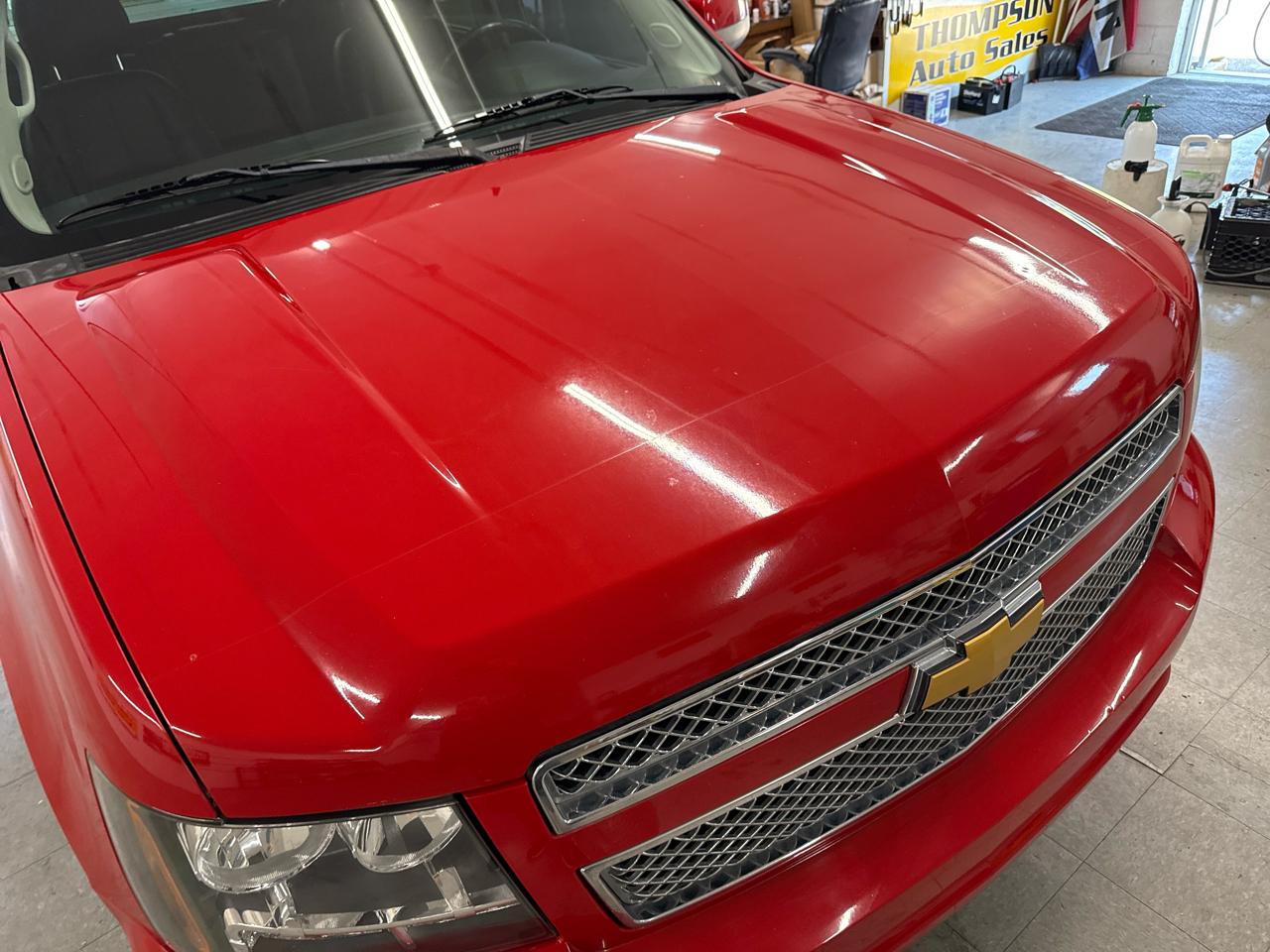 Chevrolet Avalanche LT 4WD 2012