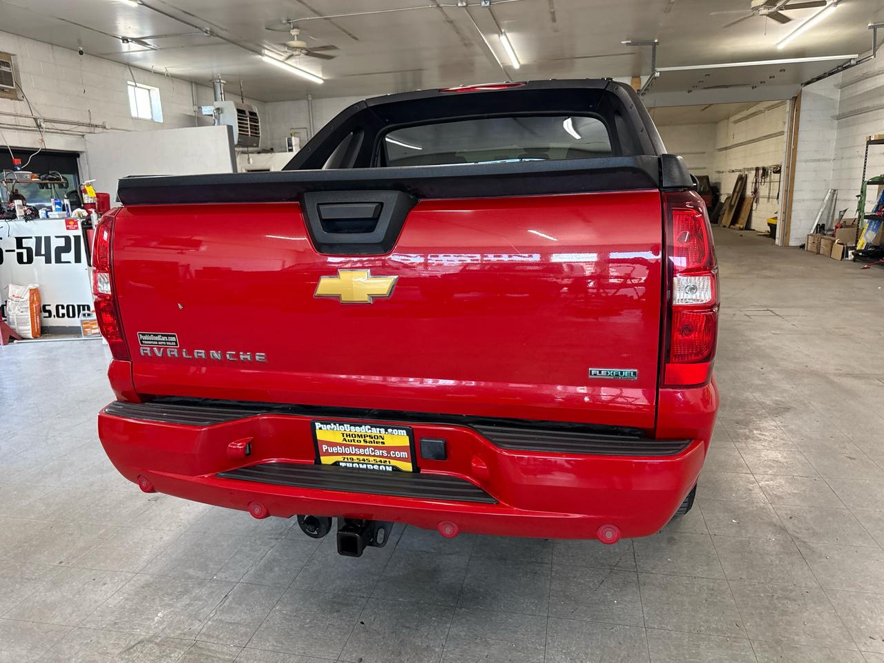 Chevrolet Avalanche LT 4WD 2012