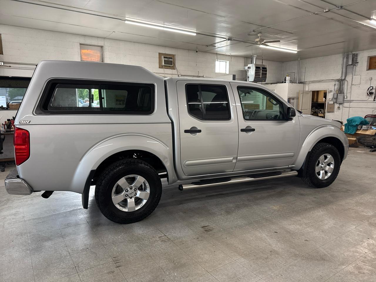 Nissan Frontier SV Crew Cab 4WD 2012