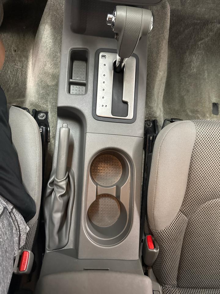 Nissan Frontier SV Crew Cab 4WD 2012
