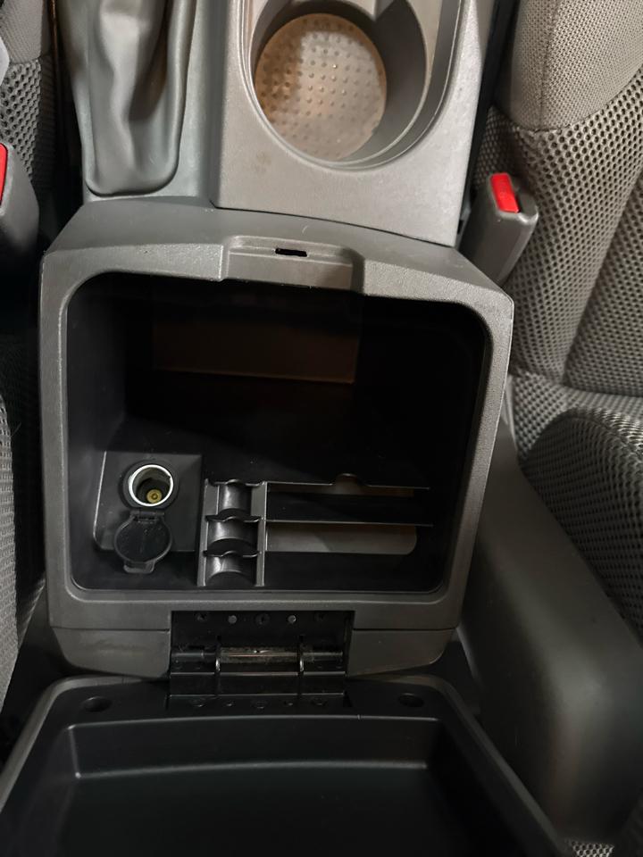 Nissan Frontier SV Crew Cab 4WD 2012