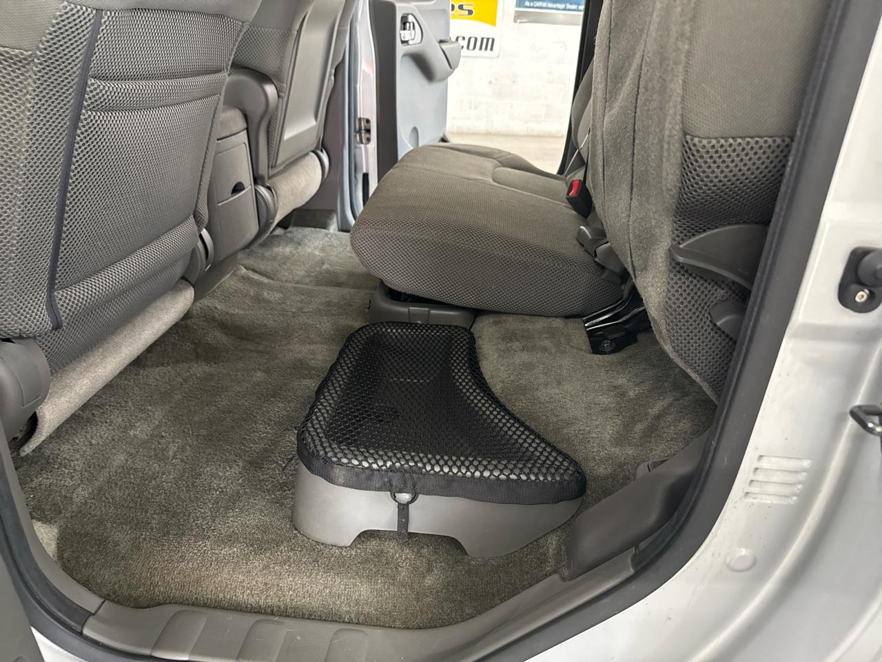 Nissan Frontier SV Crew Cab 4WD 2012