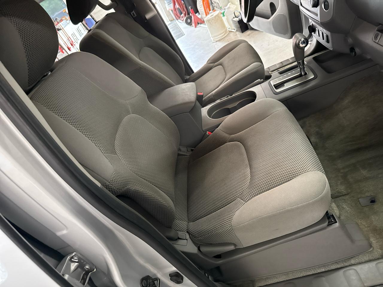 Nissan Frontier SV Crew Cab 4WD 2012