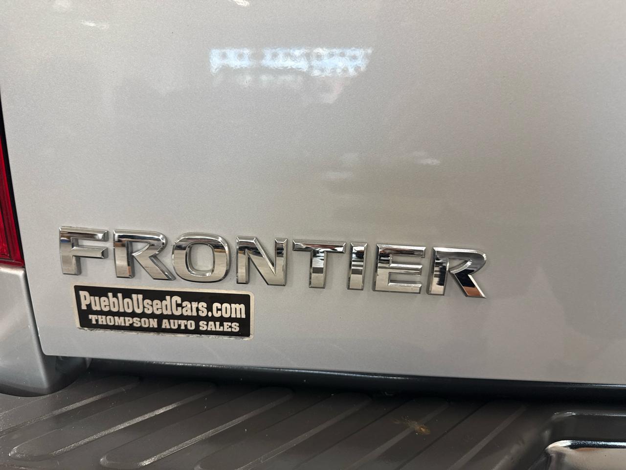 Nissan Frontier SV Crew Cab 4WD 2012