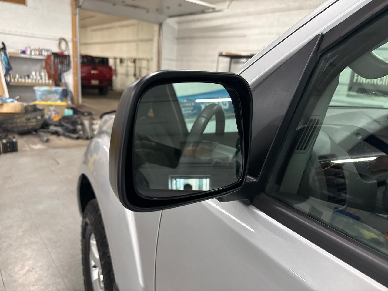 Nissan Frontier SV Crew Cab 4WD 2012