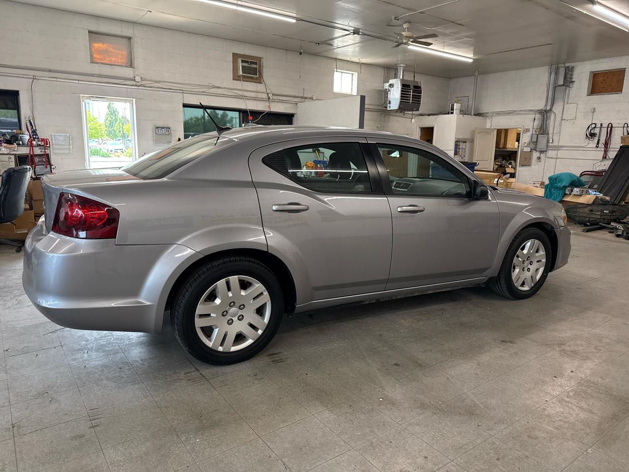 Dodge Avenger SE 2013