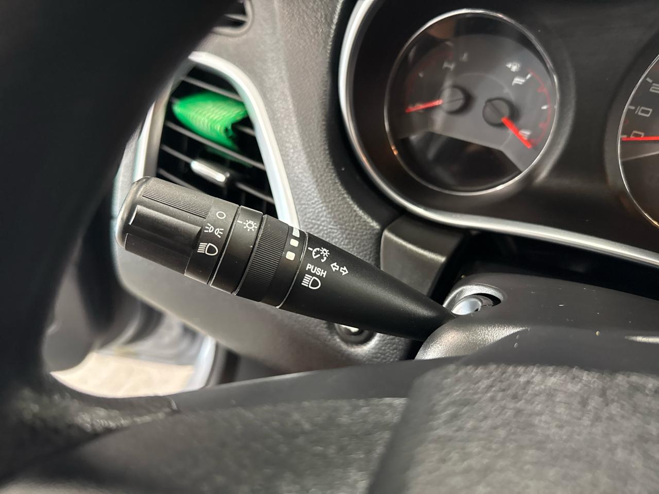 Dodge Avenger SE 2013
