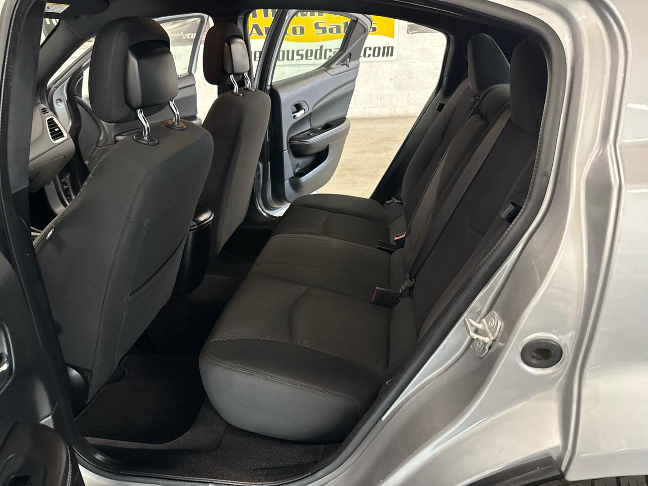 Dodge Avenger SE 2013