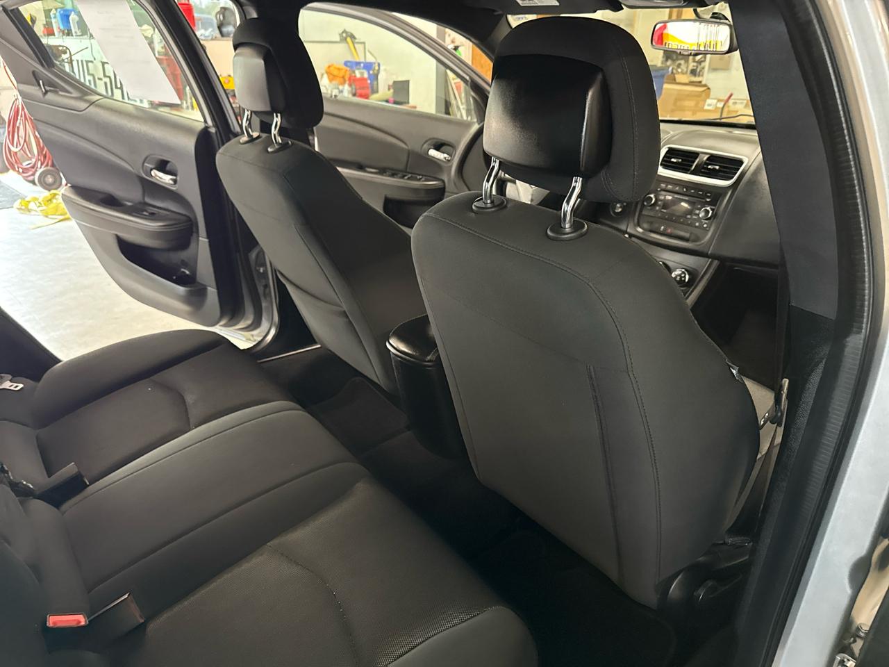 Dodge Avenger SE 2013