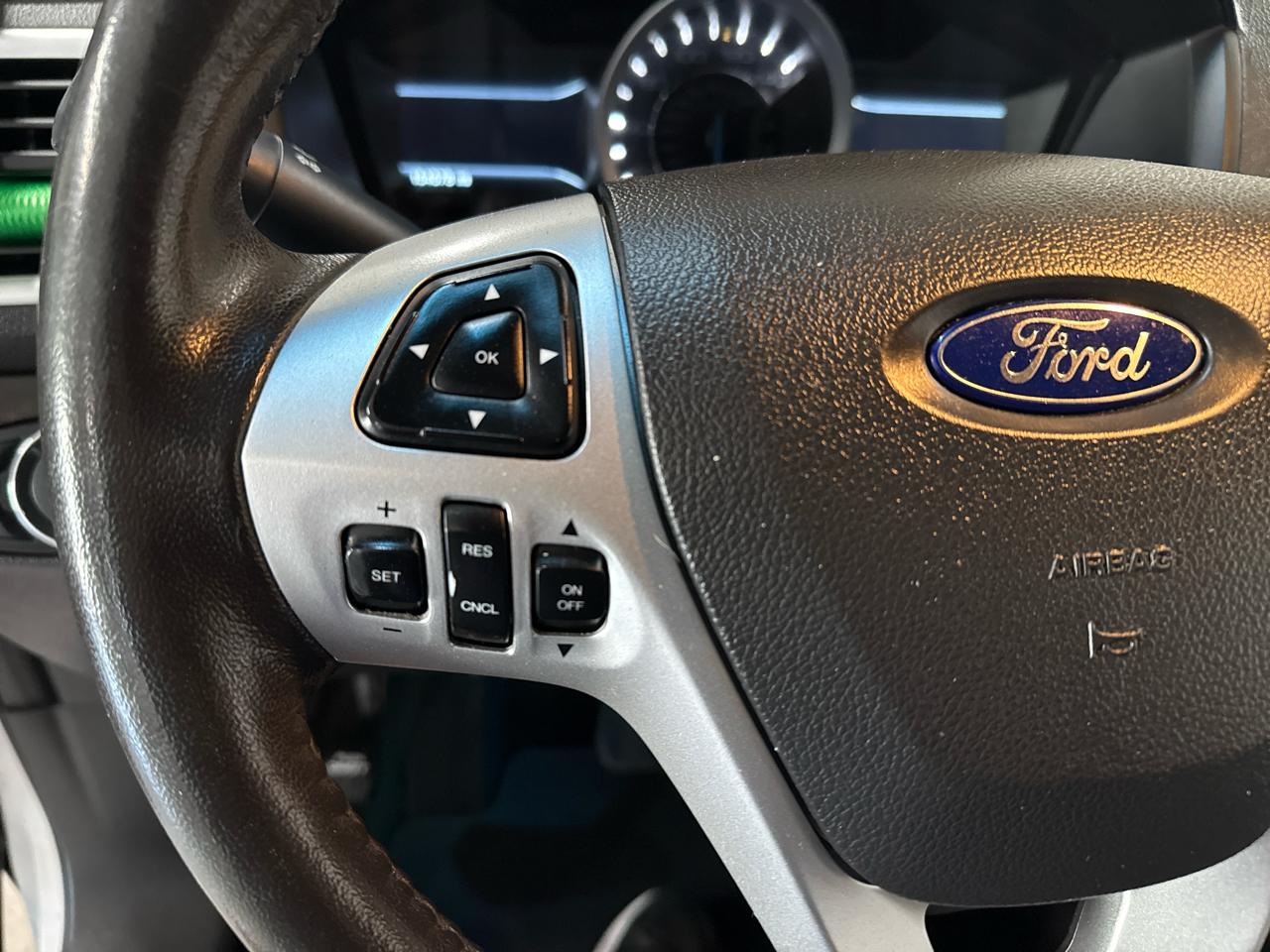 Ford Explorer Limited 4WD 2015