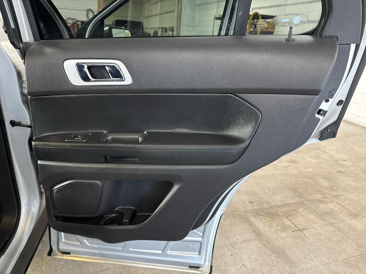 Ford Explorer Limited 4WD 2015