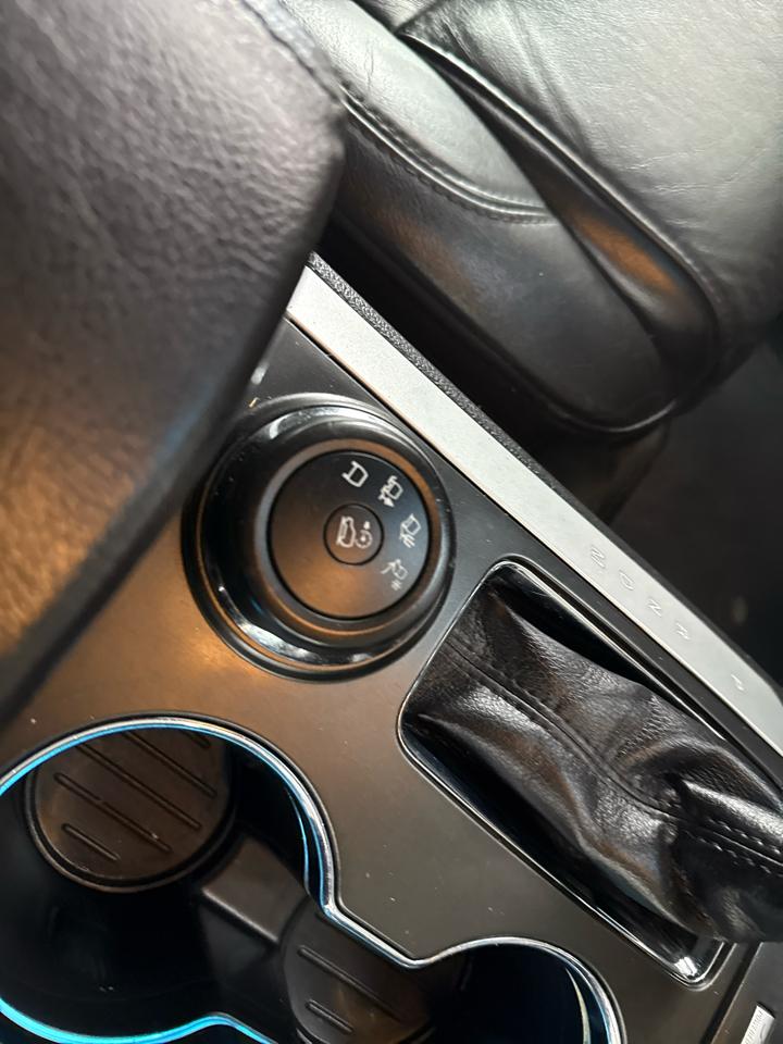 Ford Explorer Limited 4WD 2015