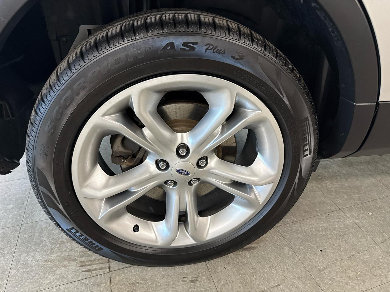 Ford Explorer Limited 4WD 2015