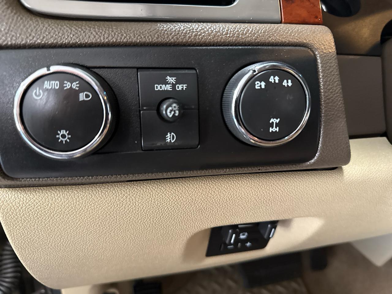 GMC Sierra 2500HD SLT Crew Cab 4WD 2013